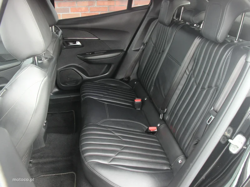 Peugeot 2008 11