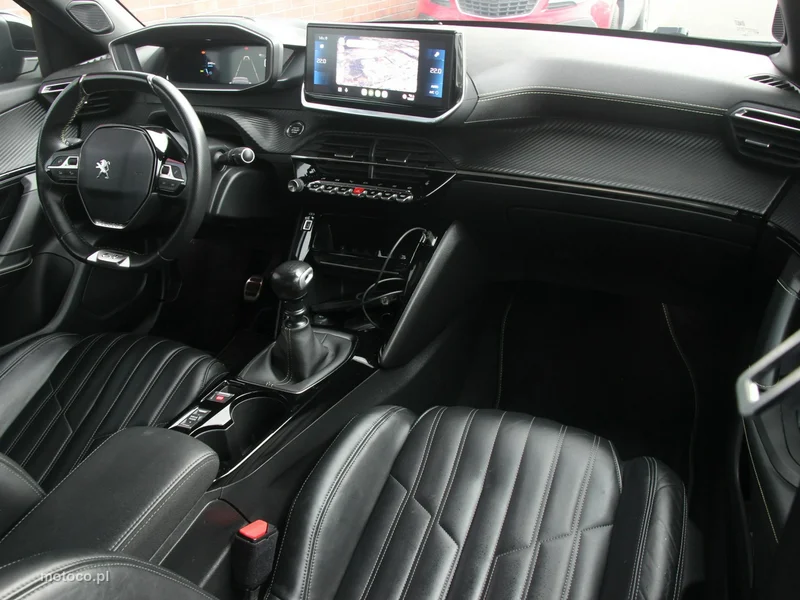 Peugeot 2008 32