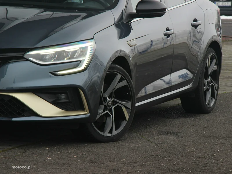 Renault Megane IV 5