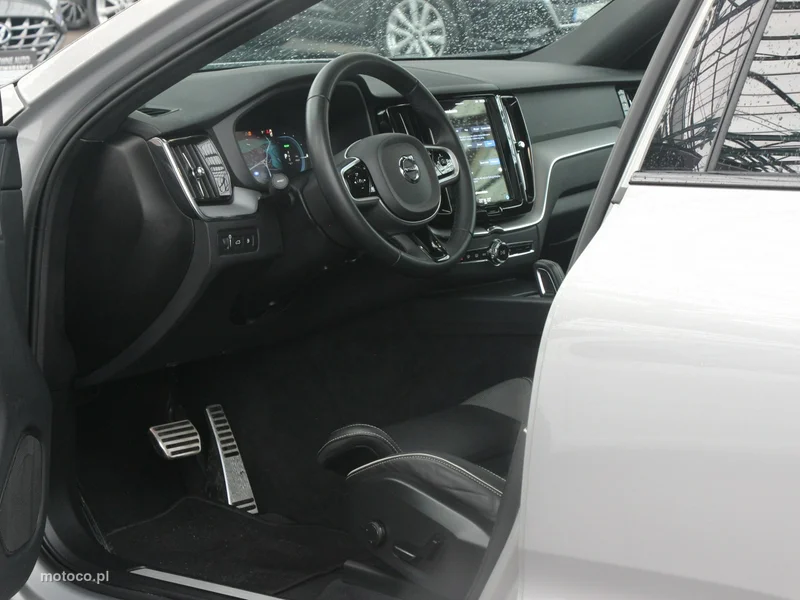 Volvo XC 60 12