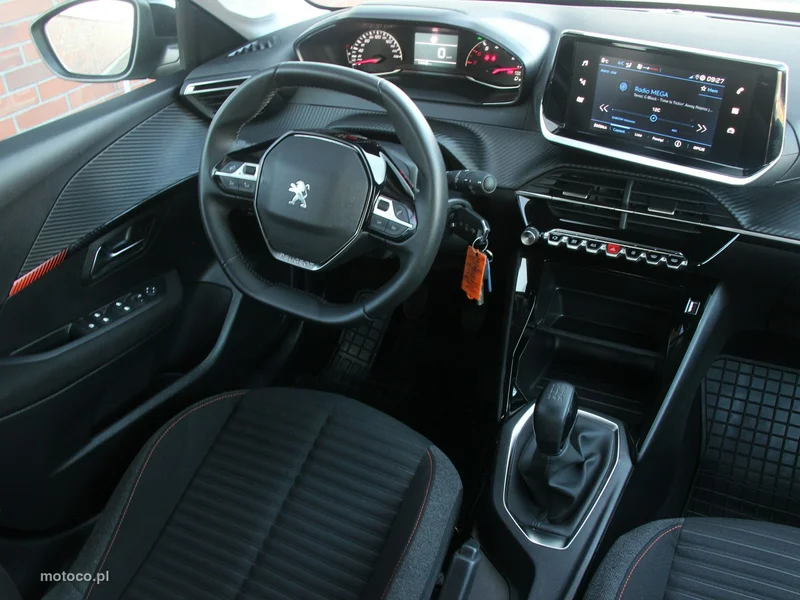 Peugeot 208 27