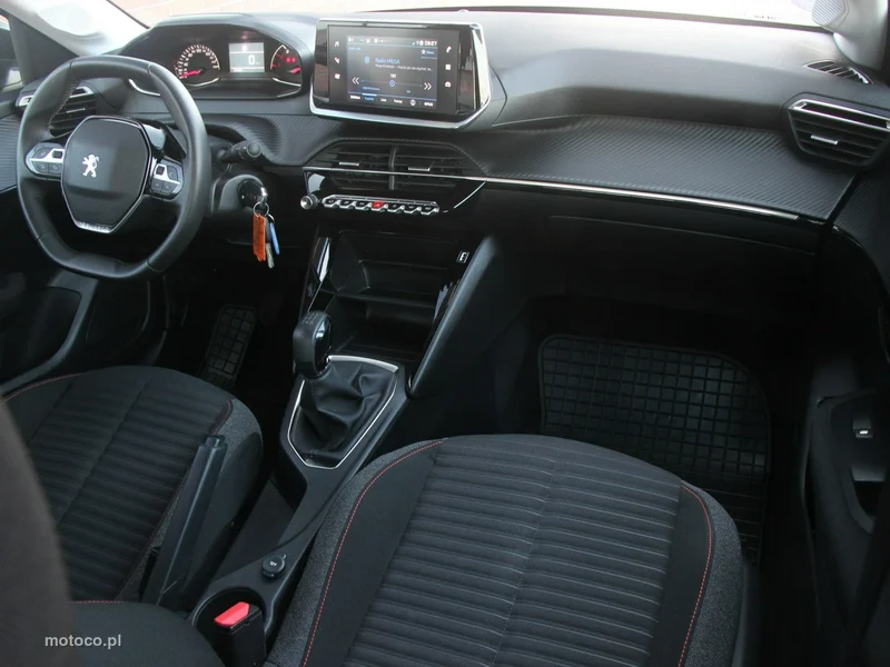 Peugeot 208 28