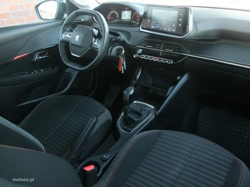 Peugeot 208 29