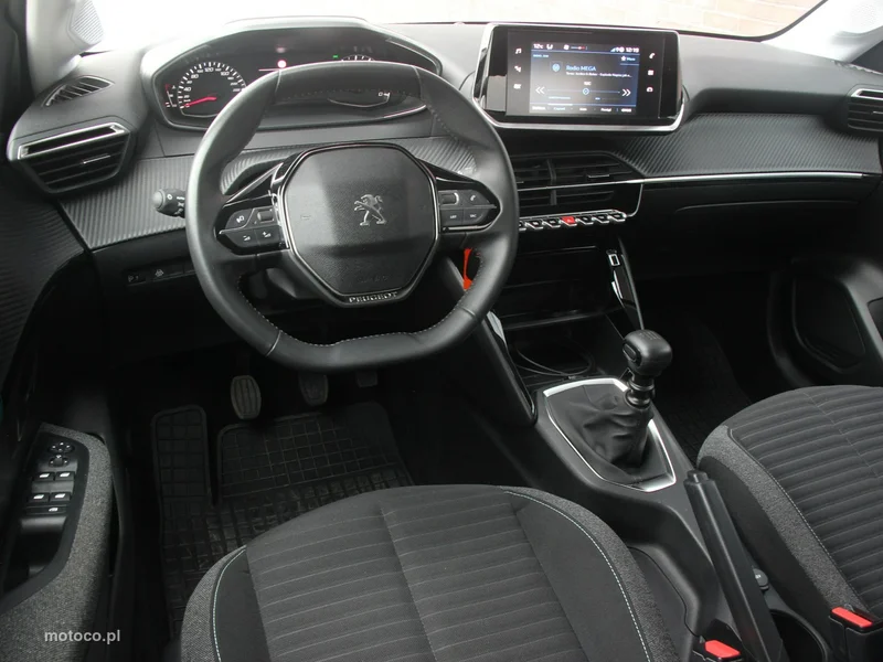 Peugeot 208 18