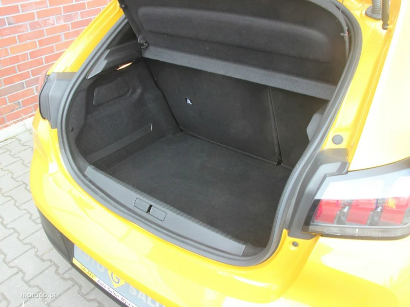 Peugeot 208 38