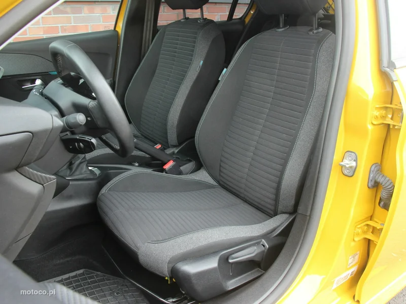 Peugeot 208 9