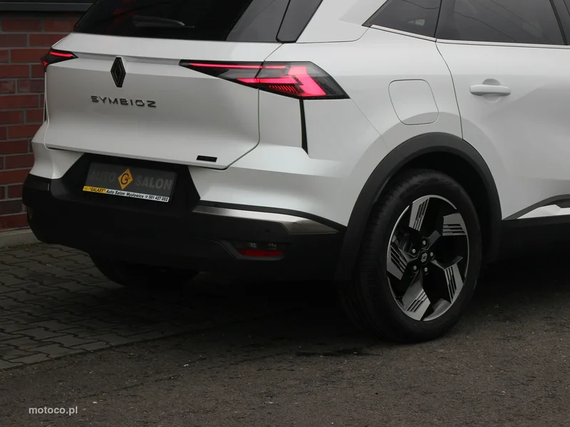 Renault Symbioz 8