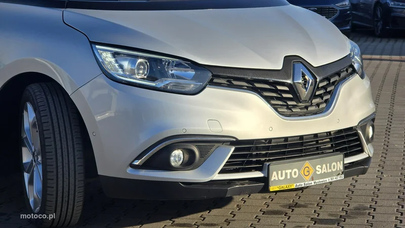 Renault Grand Scenic III 16