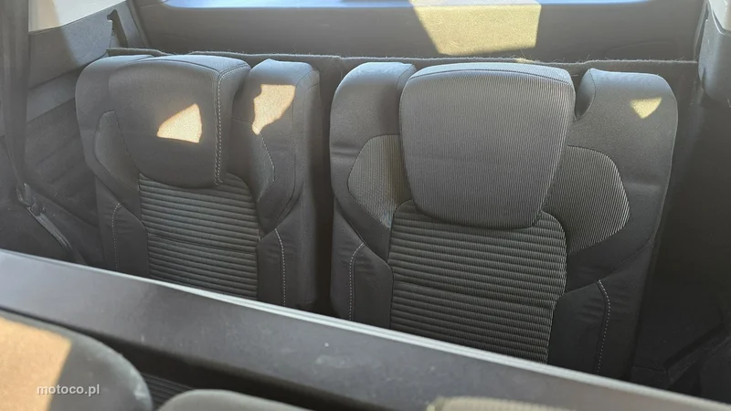 Renault Grand Scenic III 33