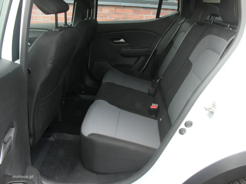 Dacia Sandero Stepway 11
