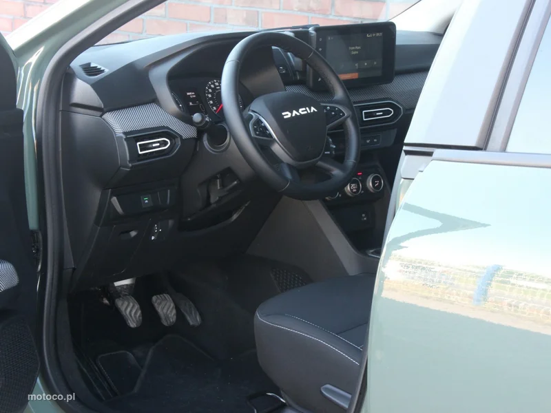 Dacia Jogger 13
