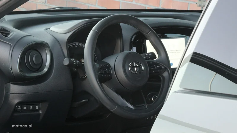 Toyota Aygo (X) 14