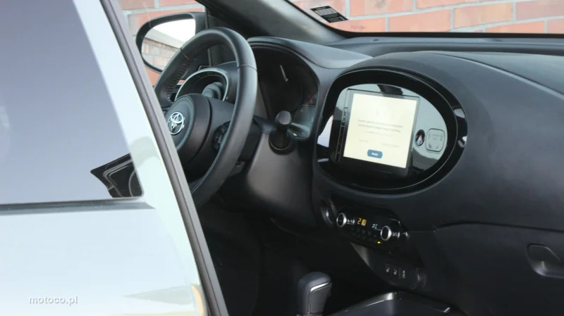 Toyota Aygo (X) 33