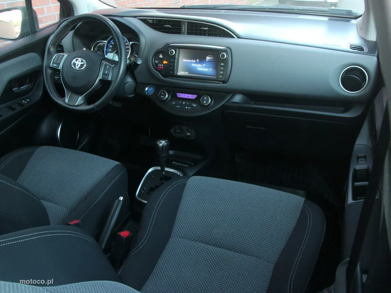 Toyota Yaris XP130 27