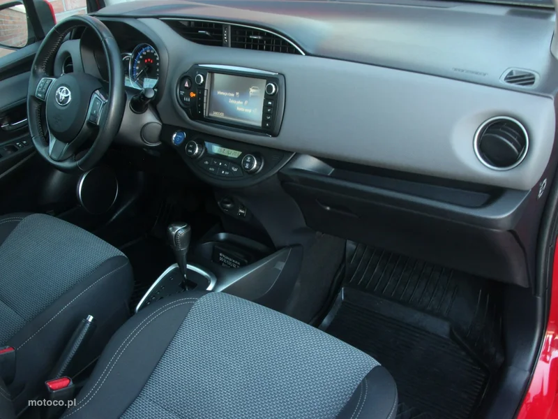Toyota Yaris XP130 29