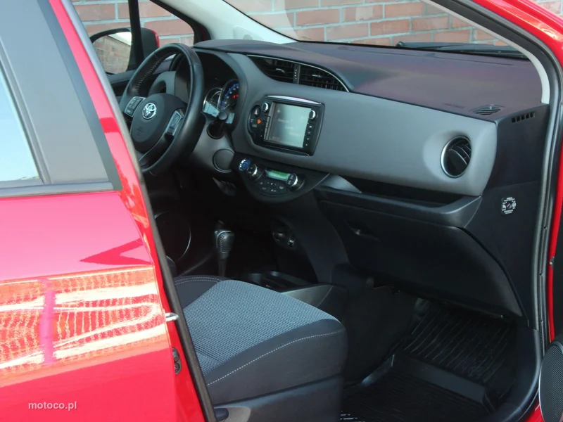 Toyota Yaris XP130 31
