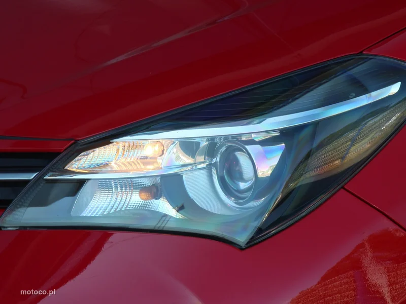 Toyota Yaris XP130 34