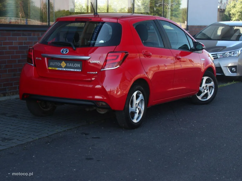 Toyota Yaris XP130 35