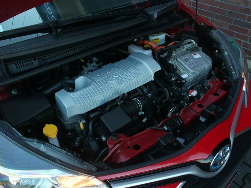 Toyota Yaris XP130 37