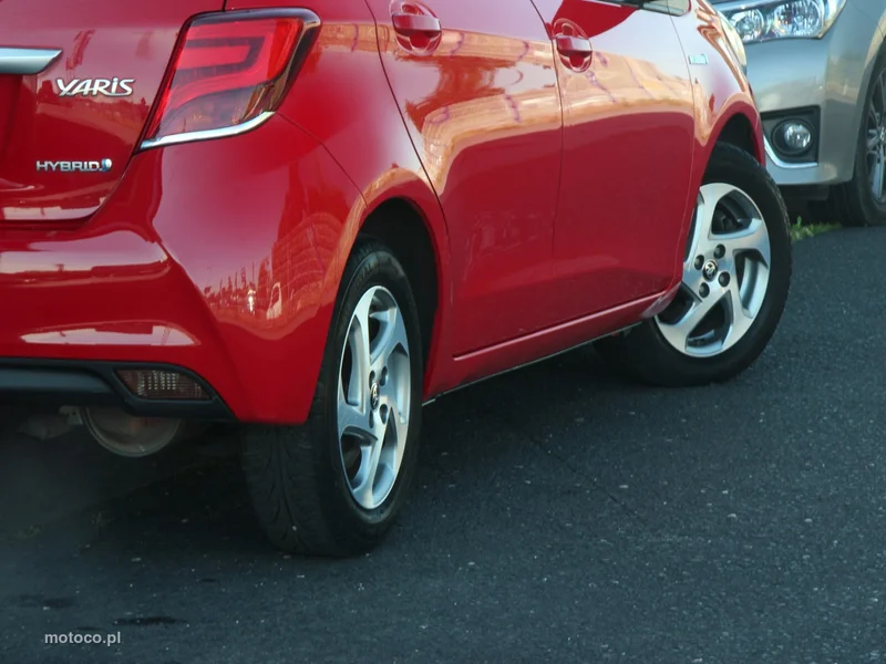 Toyota Yaris XP130 6
