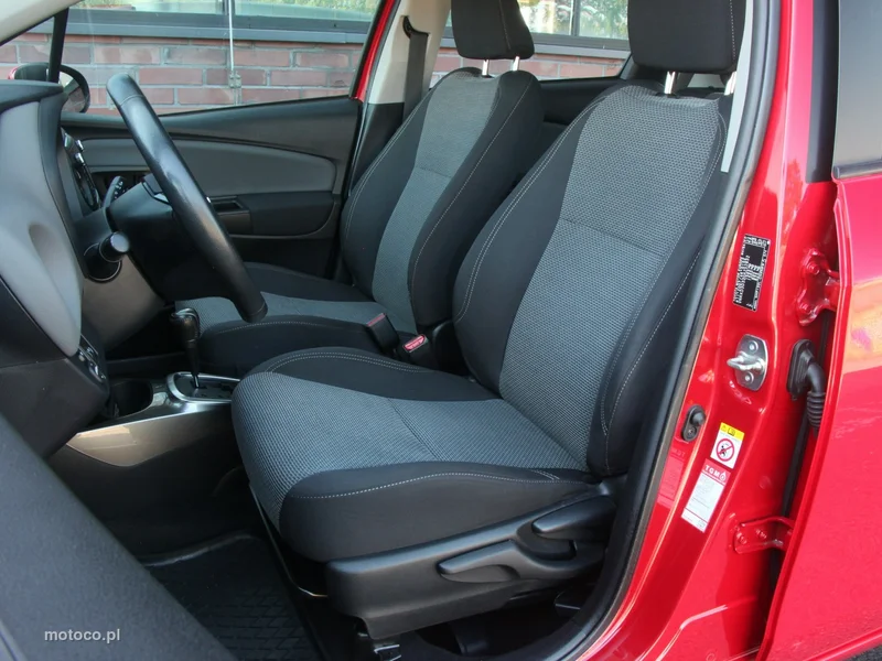 Toyota Yaris XP130 8