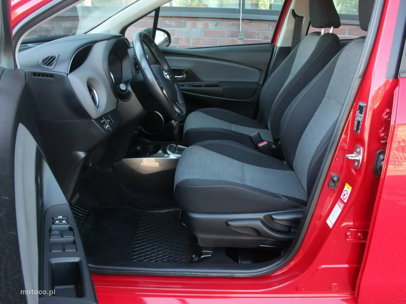 Toyota Yaris XP130 9
