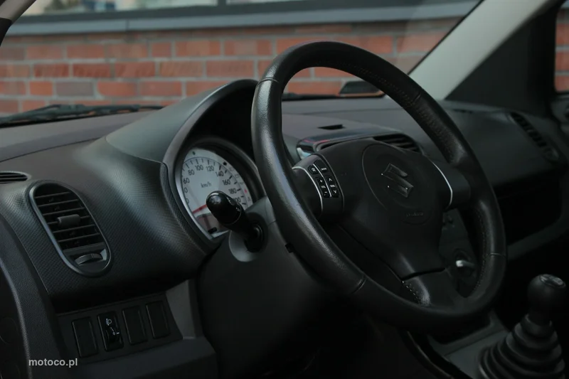 Suzuki Splash 15