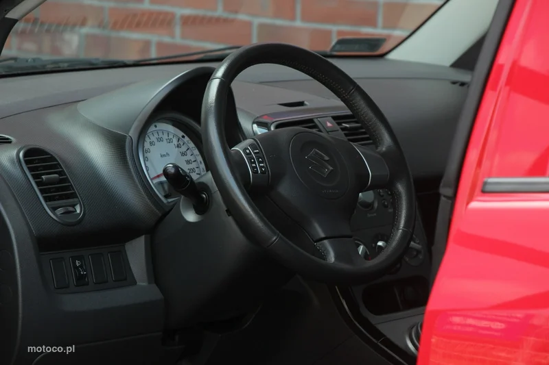 Suzuki Splash 16