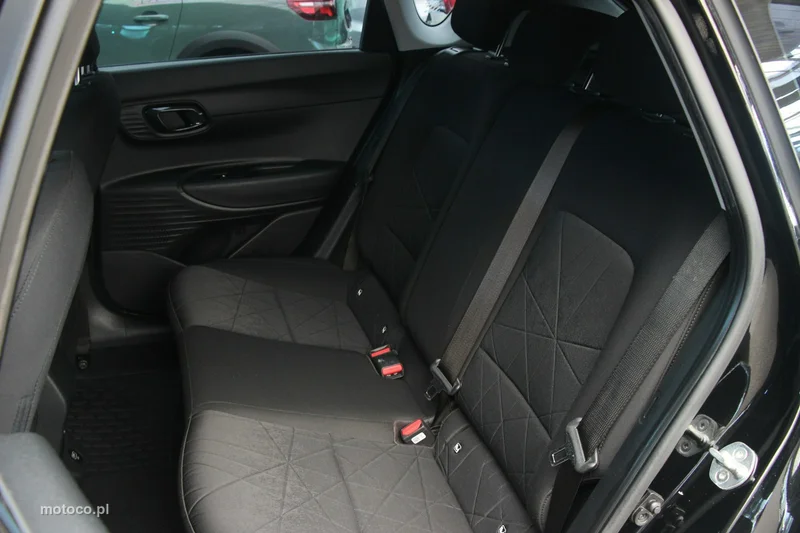 Hyundai BAYON 18