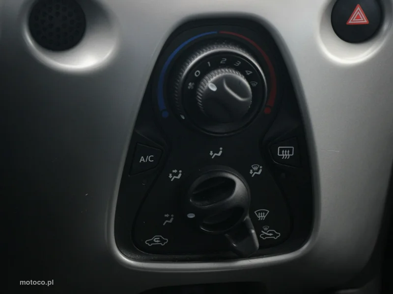Toyota Aygo 24