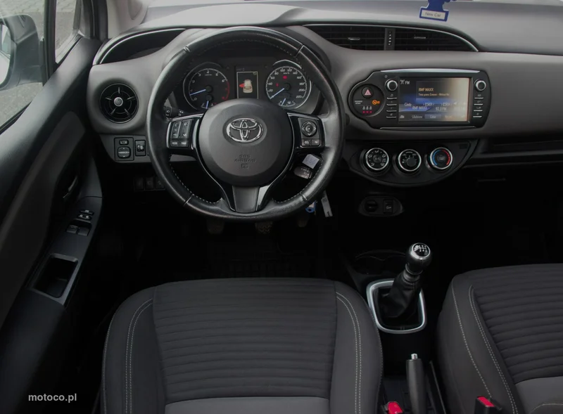Toyota Yaris XP130 17