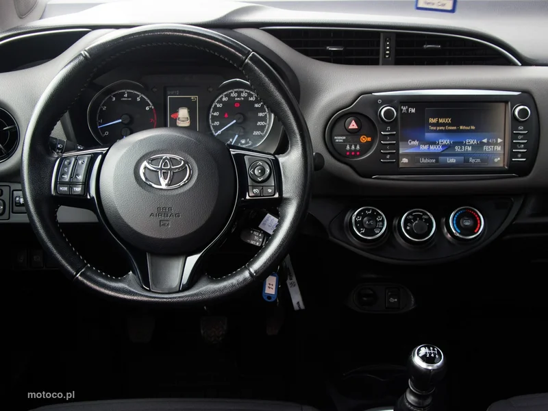Toyota Yaris XP130 18