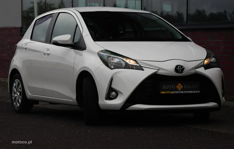 Toyota Yaris XP130 3