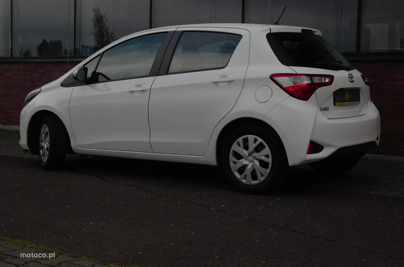 Toyota Yaris XP130 39