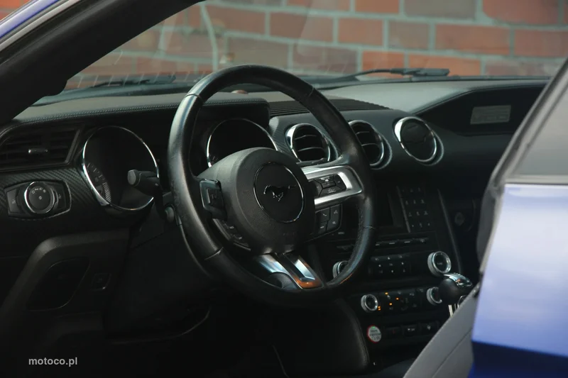 Ford Mustang VI S-550 14