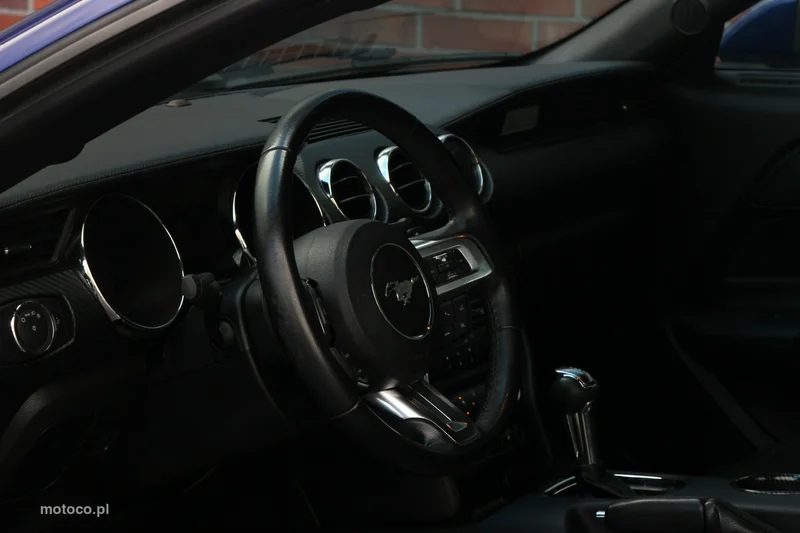 Ford Mustang VI S-550 17