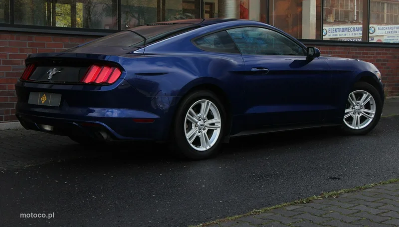 Ford Mustang VI S-550 29