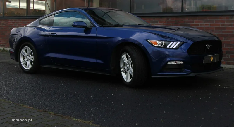 Ford Mustang VI S-550 32