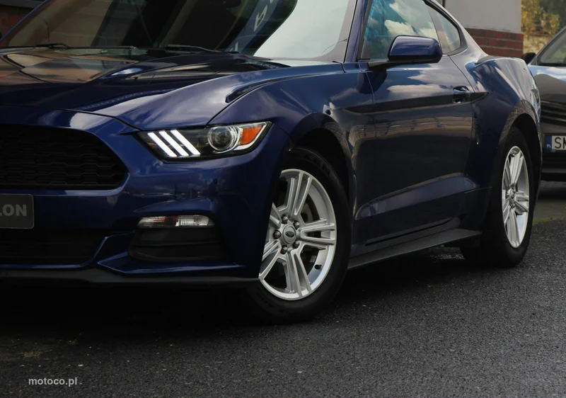 Ford Mustang VI S-550 6
