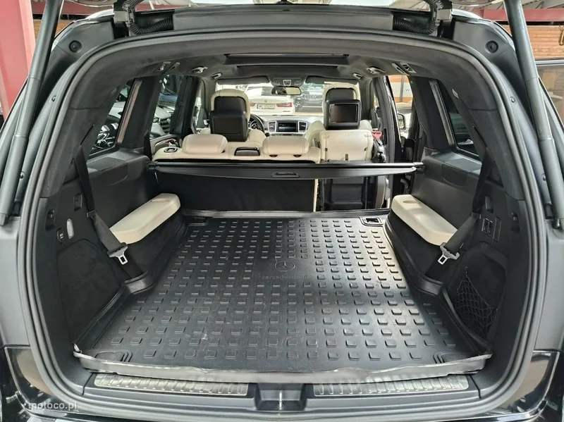 Mercedes-Benz GL X166 GL 63 AMG 18