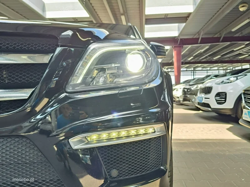 Mercedes-Benz GL X166 GL 63 AMG 7
