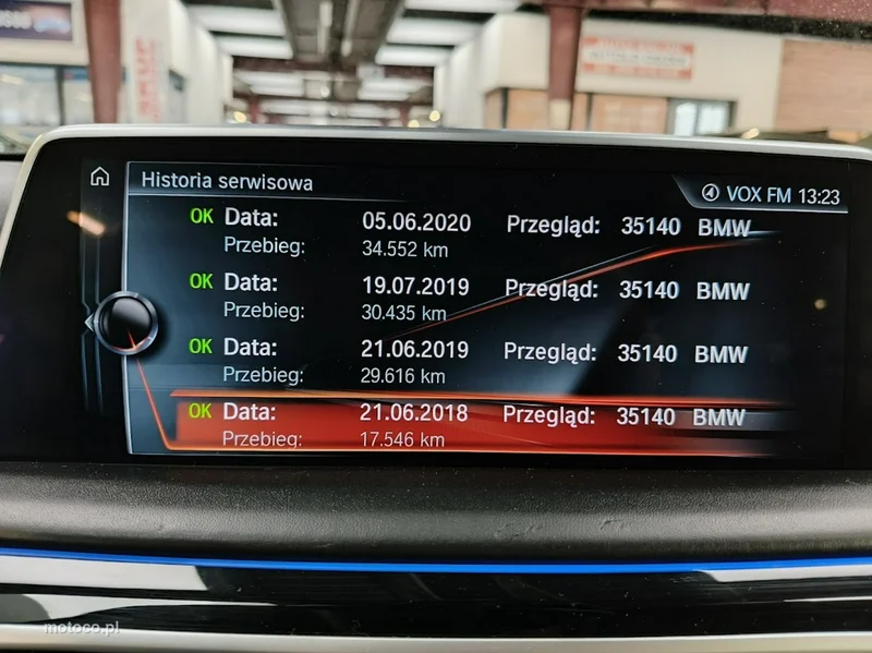 BMW Seria 7 G11 750 32