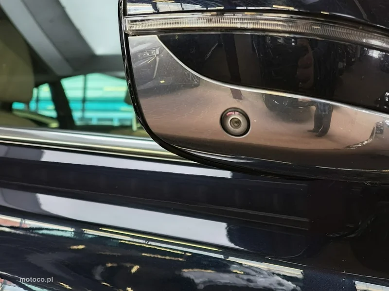 BMW Seria 7 G11 750 7