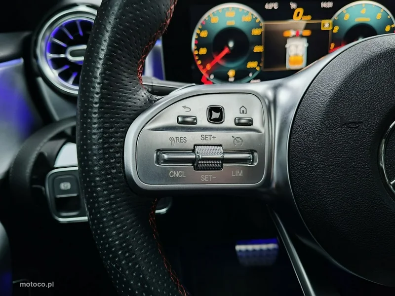 Mercedes-Benz Klasa A W177 A 200 22