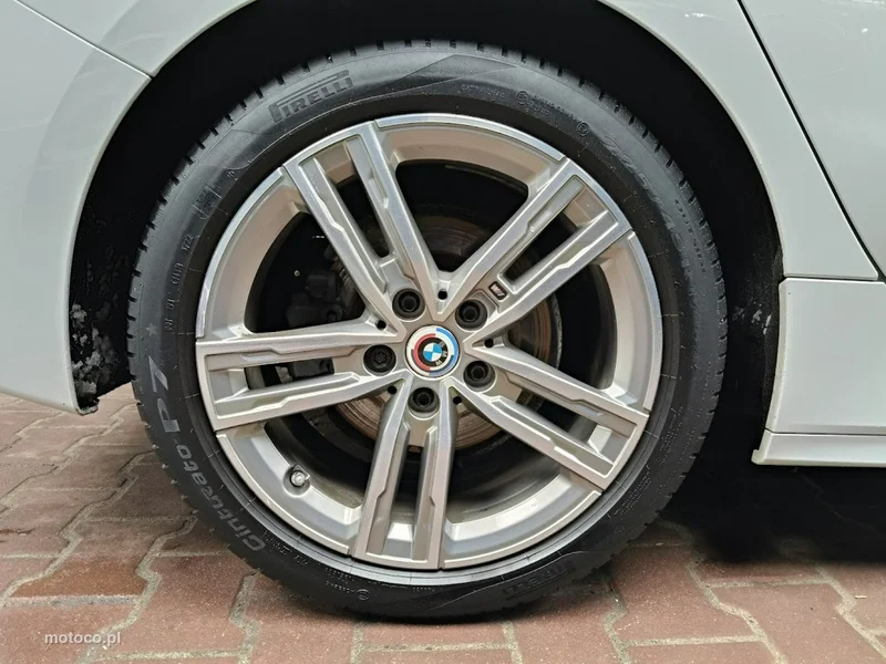 BMW Seria 1 F40 118 11