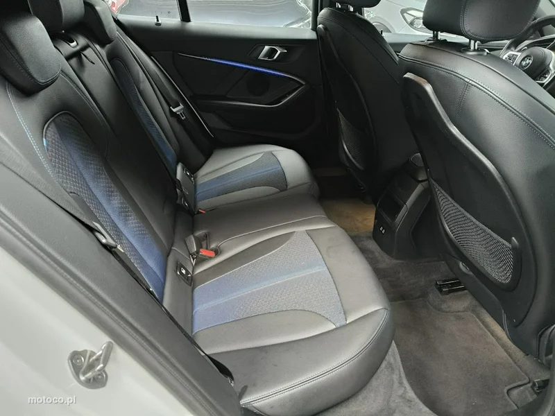 BMW Seria 1 F40 118 18