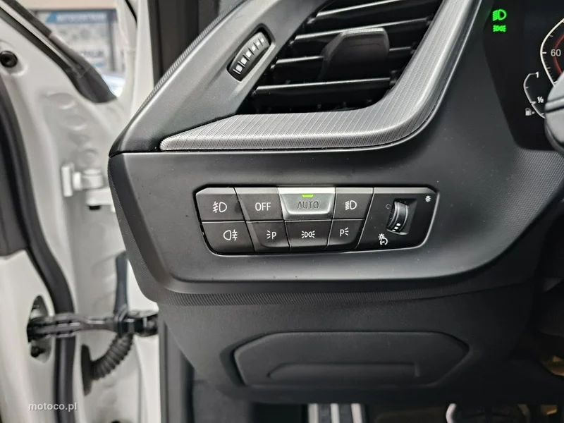 BMW Seria 1 F40 118 21