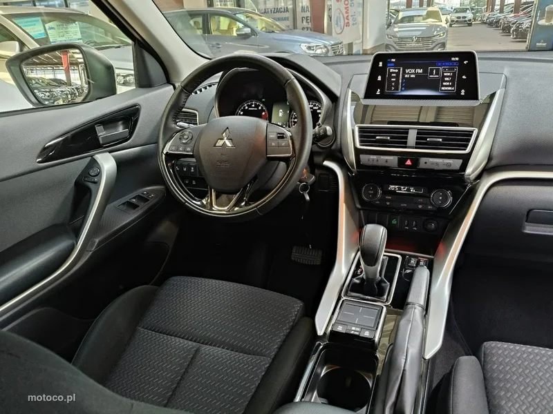 Mitsubishi Eclipse Cross 13