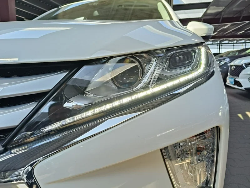 Mitsubishi Eclipse Cross 8