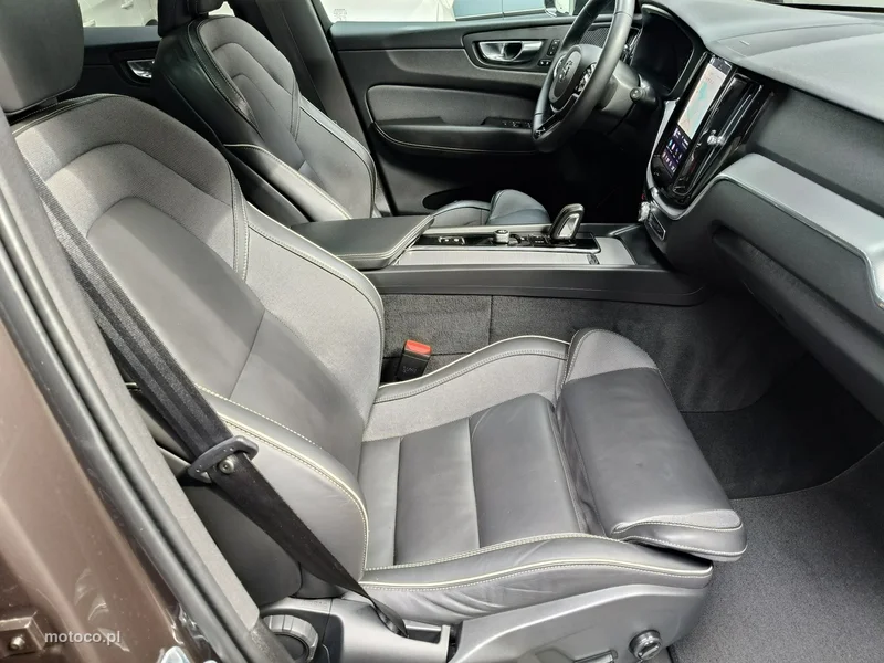 Volvo XC 60 17